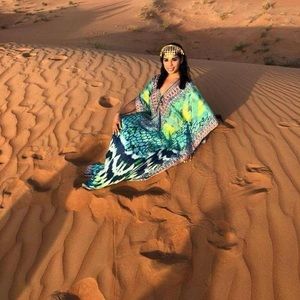 Meet your Posher, Estrellita